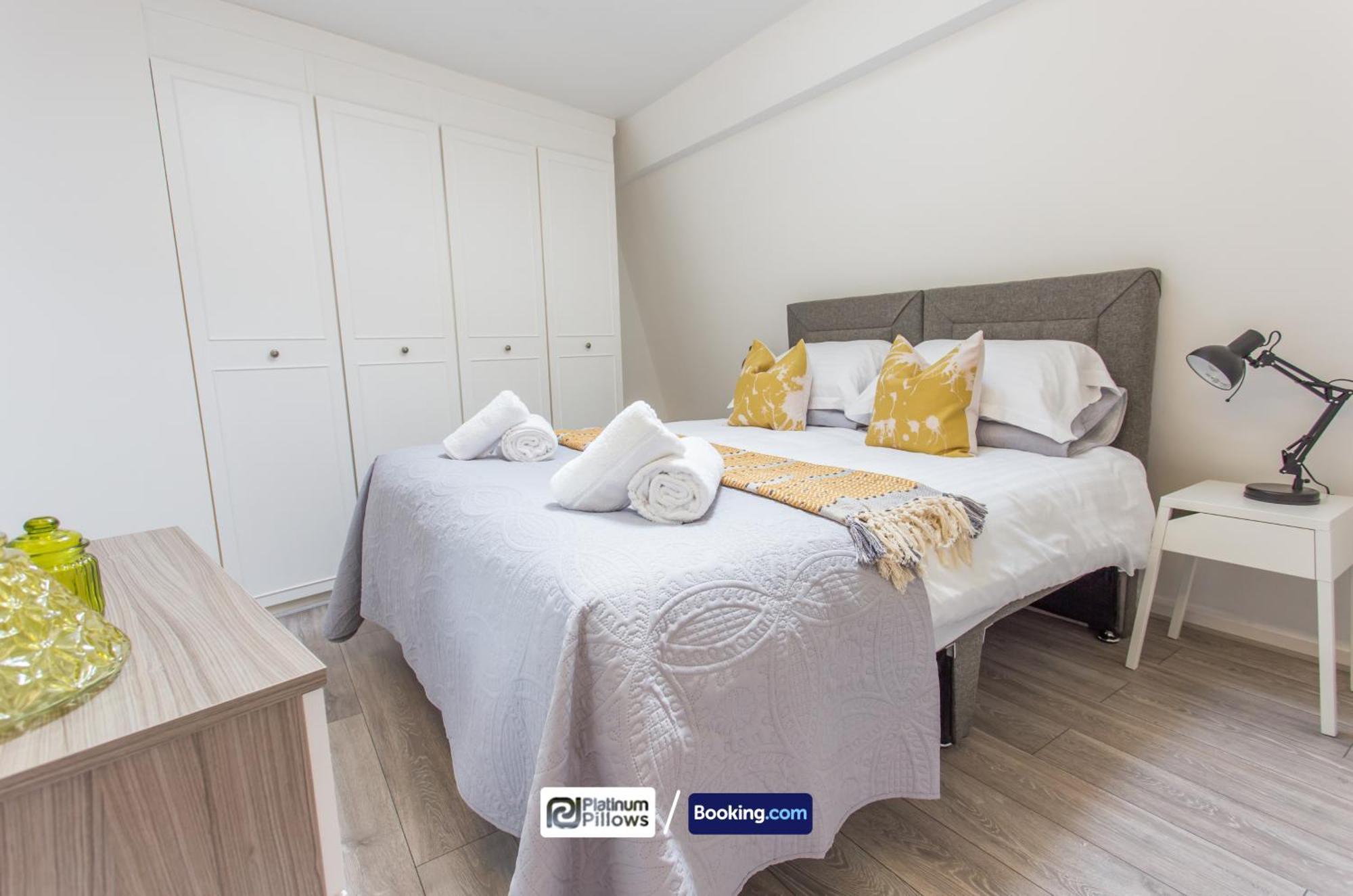 Oxford Apt Near Jr Hospital & Universities, Great Weekly & Long Stay Offers Bagian luar foto