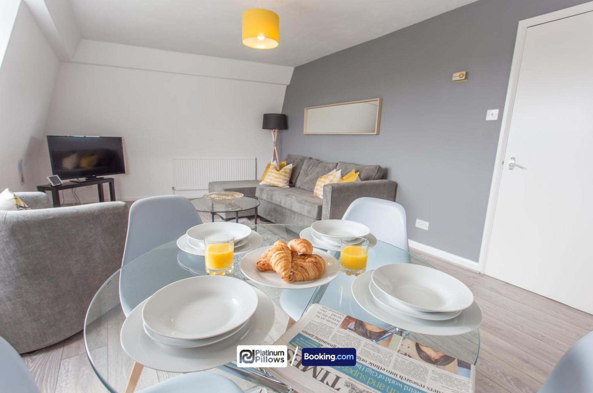 Oxford Apt Near Jr Hospital & Universities, Great Weekly & Long Stay Offers Bagian luar foto