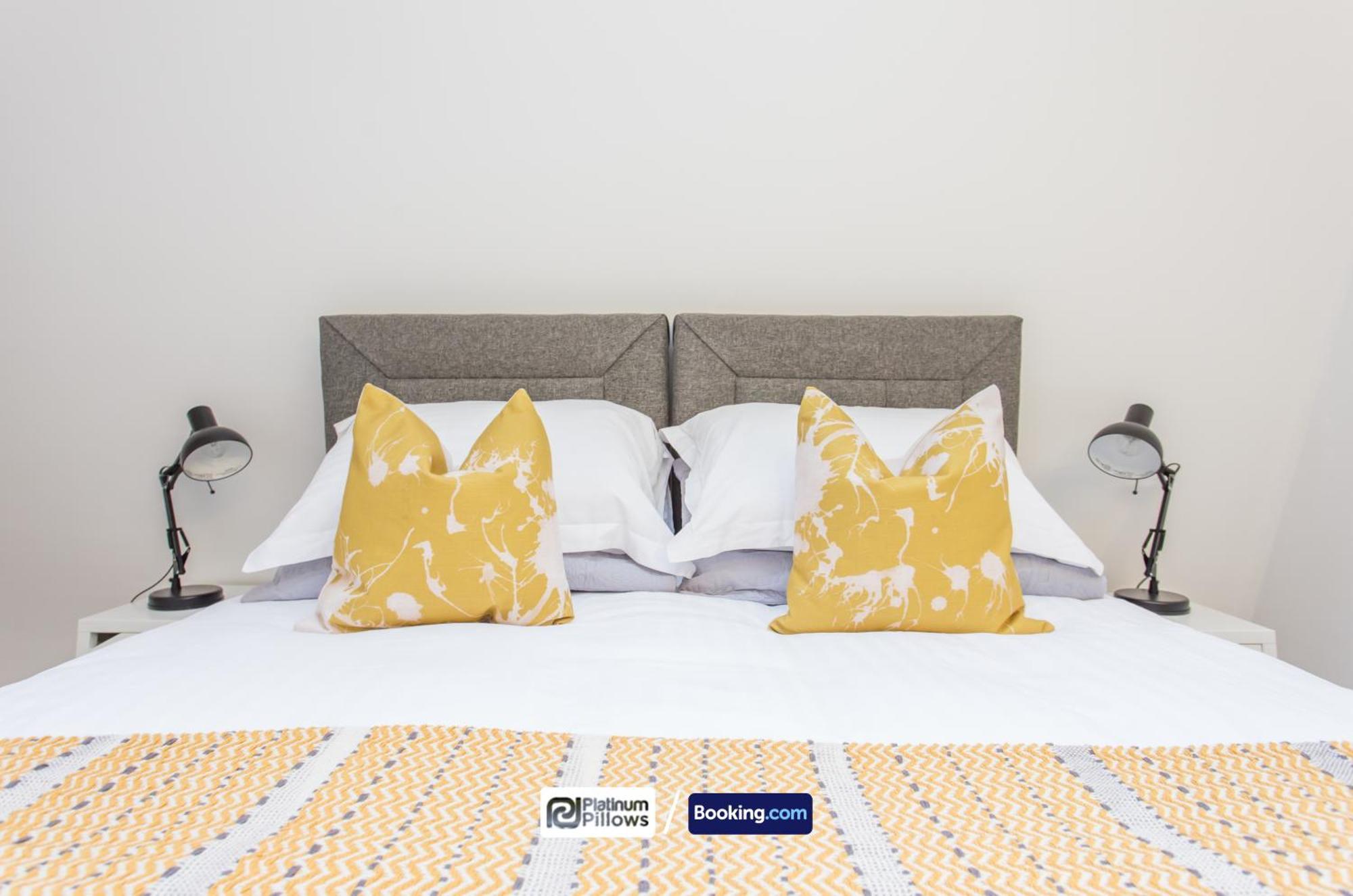Oxford Apt Near Jr Hospital & Universities, Great Weekly & Long Stay Offers Bagian luar foto